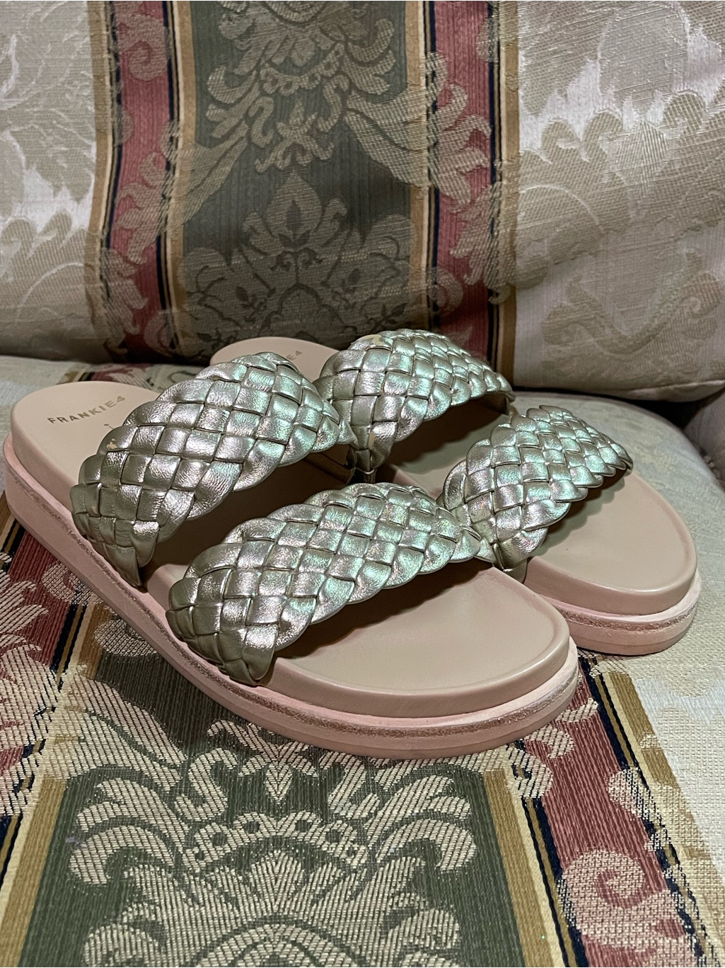 Frankie4 Malone Weave Slide Sandals . Size 7 Women N24-19